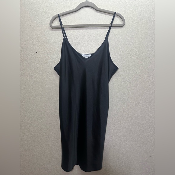Mare Mare x Anthropologie Slip Satiny Sleeveless Sexy VNeck Mini Dress Romantic - Picture 2 of 4